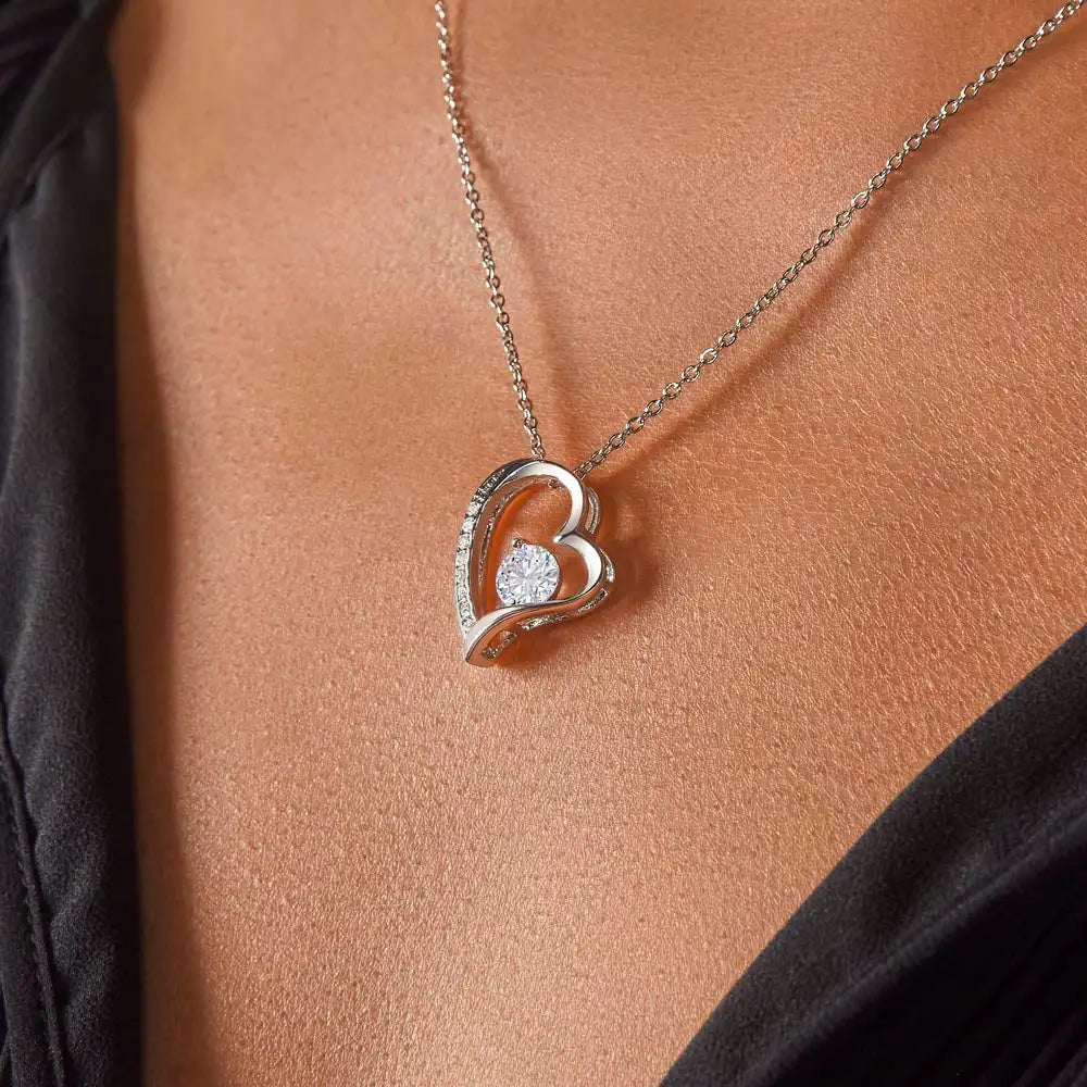 necklace for women, silver plated jewellery for gift, heart pendant, stone pendant, diamond pendant, gift for mom, silver plated minimalist pendant, heart minimal jewellery, gift for mother, silver heart pendant, minimalist pendant, delicate pendant, mothers day gift, silver plated jewellery for gift, minimal everyday silver plated jewellery, heart pendant, everyday fashion jewellery, silver necklace, silver plated pendant,